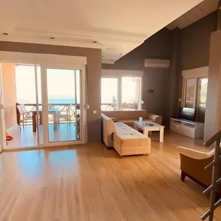 Meral Villa אלאניה