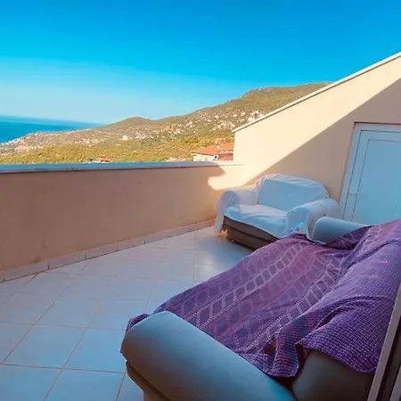 Meral Villa דירה